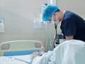 COVID-19 quay trở lại: Ai cần điều trị tại bệnh viện nếu mắc virus?