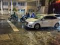 Về cơn mưa tối qua 11-12, ông Quyết cho biết có nơi mưa lên tới hơn 50mm. Số liệu đo cho thấy tại Hóc Môn (TP.HCM) mưa 51,4mm, Đức Hòa (Long An) 51mm, Nhà Bè (TP.HCM) 31,6mm. Một số nơi có thể mưa lớn hơn nhưng không trúng vị trí có trạm đo. Còn bà Lê Thị Xuân Lan, nguyên phó trưởng phòng dự báo Đài khí tượng thủy văn khu vực Nam Bộ, nhận định đây là áp thấp đầu tiên của năm 2025. Hình thái này khiến thời tiết biển rất xấu. Ngoài ra sẽ gây mưa trái mùa cho vùng ven biển Nam Bộ, Nam Trung Bộ. Toàn bộ tàu t