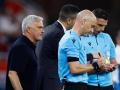 HLV Mourinho chính thức nhận án phạt sau hành vi lăng mạ trọng tài ở chung kết Europa League
