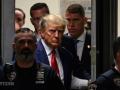 Cựu Tổng thống Mỹ Trump đối mặt với cáo buộc mới trong vụ tài liệu mật