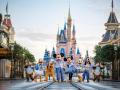 Tour của người giàu ở Disneyland thế nào?