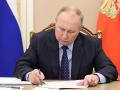 Tổng thống Putin ký ban hành luật sáp nhập 4 vùng Ukraine vào Nga
