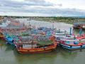 Ứng phó bão số 5, Quảng Ninh tạm dừng cấp phép cho tàu, thuyền ra khơi