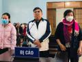 Tòa đang xét xử, bị cáo nhập viện