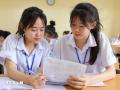 Biến động điểm chuẩn lớp 10: Phụ huynh “cân não” vẫn bất ngờ như chơi xổ số