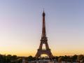 Tháp Eiffel đang xuống cấp trầm trọng