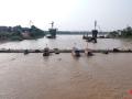 Xuyên đêm nối lại cầu phao Phong Châu