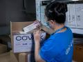 Vì sao Việt Nam chưa công bố hết dịch COVID-19?
