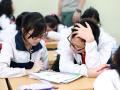 Sĩ tử lớp 12 cuống cuồng với lịch học dày đặc, tham gia liền 3 kỳ thi
