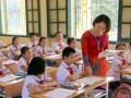 Thiếu chế độ thu hút giáo viên Ngoại ngữ, Tin học