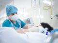 Vụ bé trai ở TP.HCM bị nhánh cây rơi trúng đầu, nứt hộp sọ: Thứ trưởng Bộ Y tế chỉ đạo đặc biệt