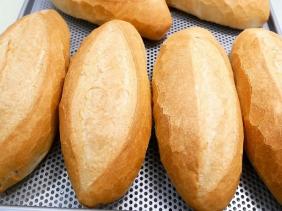 Vụ 19 người nghi ngộ độc thực phẩm khi ăn bánh mỳ tại Quảng Ngãi: Bộ Y tế vào cuộc