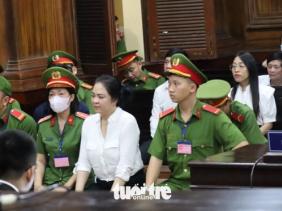 Bà Phương Hằng nhận mức án 3 năm tù