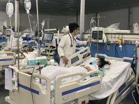 Bệnh viện Trưng Vương: áp dụng biện pháp mới giảm chi phí điều trị cho bệnh nhân sốc sốt xuất huyết nặng