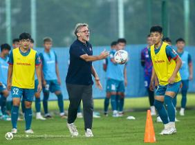 HLV Troussier, U23 Việt Nam và tham vọng vươn tầm