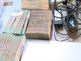 Tây Ninh: Triệt phá tụ điểm đánh bạc, thu giữ hàng trăm triệu đồng