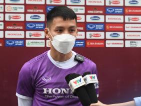 Hùng Dũng nói gì khi được trao băng đội trưởng U23 Việt Nam?