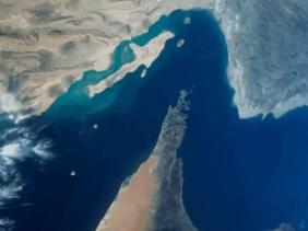 Iran bắt đầu thu phí qua eo biển Hormuz, tới 2 triệu USD/chuyến tàu