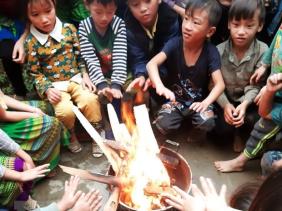 Nam Trung Bộ có mưa rào, một số khu vực miền núi phía Bắc trời rét
