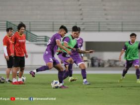 U23 Việt Nam tập buổi đầu tại UAE với huấn luyện viên mới Gong Oh Kyun