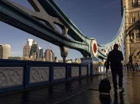 Vương quốc Anh mất "ngôi vương" trên thị trường tài chính châu Âu