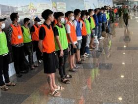 Bắt gần 100 đối tượng lừa đảo công nghệ cao, chiếm đoạt hơn 2.000 tỷ đồng