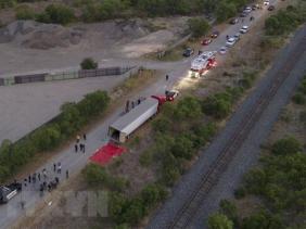 Người di cư tử vong trong xe thùng đầu kéo: Mexico-Mỹ hợp tác điều tra