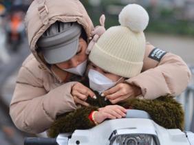 Dự báo 10 ngày tới rét đậm, các trường cần hạn chế tổ chức vui chơi ngoài trời