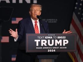 Ông Trump phải chịu 100 triệu USD chi phí pháp lý