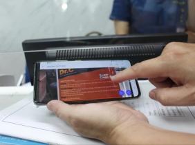 Cảnh báo ngộ độc hóa chất 'xách tay' không tiếng Việt