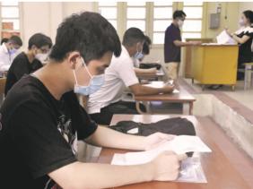Dấu hiệu con gặp vấn đề tâm lý trước mùa thi và cách xử lý thông minh của cha mẹ