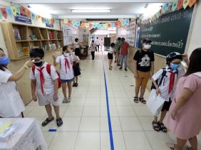 Bất ngờ lý do khiến nhiều phụ huynh ở Hà Nội mong con đến trường sớm