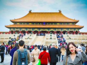 Trung Quốc và Hong Kong xem xét nới lỏng quy định nhập cảnh