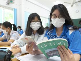 Môn sử có cả tự chọn và bắt buộc: Các trường sốt ruột chờ bộ