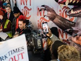 Nhân viên tờ The New York Times đình công lần đầu tiên trong 40 năm
