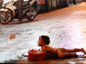 Cha mẹ bỏ rơi con bị phạt tiền đến 25 triệu đồng