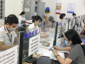 Công bố hết dịch Covid-19: Thách thức nhiều hơn thuận lợi