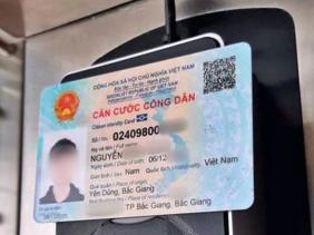 Hà Nội mở đợt cao điểm 30 ngày đêm cấp CCCD gắn chíp