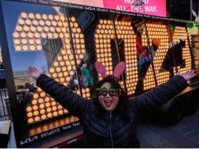 Thế giới sẵn sàng đón 2023 sau một năm 2022 đầy biến động