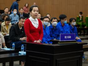 Hé lộ chi tiết khiến "đại gia" hiểu lầm, giao hàng tỷ đồng cho "nữ quái" Hà Thàn