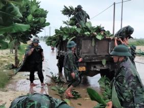 Đảo Lý Sơn gió giật cấp 8, cấm người dân không ra khỏi nhà