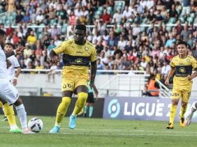 HLV Pau FC muốn đổi đội hình ở trận gặp Sochaux