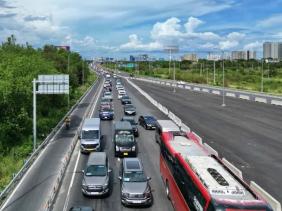 "Khoá xe" đường dẫn cao tốc TPHCM - Long Thành - Dầu Giây, khu vực nút giao An Phú ùn ứ nghiêm trọng