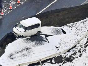 Động đất rất mạnh tại Nhật Bản, sóng thần cao tới 3 mét