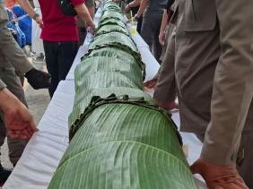 Indonesia xác lập kỷ lục bánh 'sekubal' lớn nhất thế giới