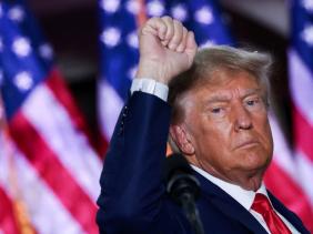 Bầu cử Tổng thống Mỹ: Ông Trump nhận tin vui lớn từ "Vành đai Mặt Trời"
