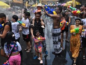 Làn sóng Covid-19 mới ở châu Á