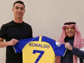 Ronaldo chính thức đến Al Nassr, nhận lương cao nhất thế giới