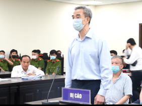 Cựu Giám đốc Bệnh viện Tim Nguyễn Quang Tuấn nói lời “gan ruột” trước khi tòa nghị án