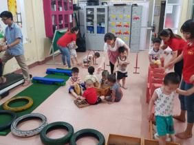 Chấm dứt hợp đồng một giáo viên tát trẻ 4 tuổi